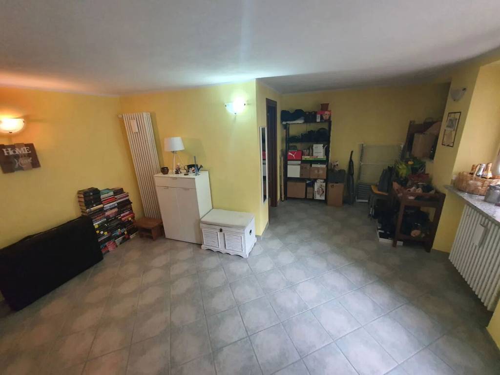 casa indipendente in vendita a Sostegno