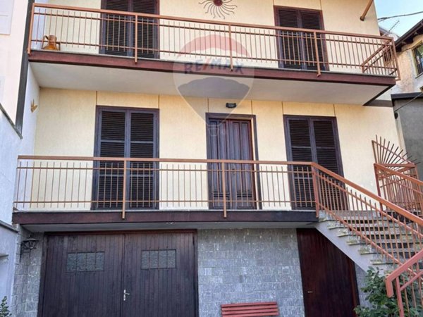 casa indipendente in vendita a Sostegno