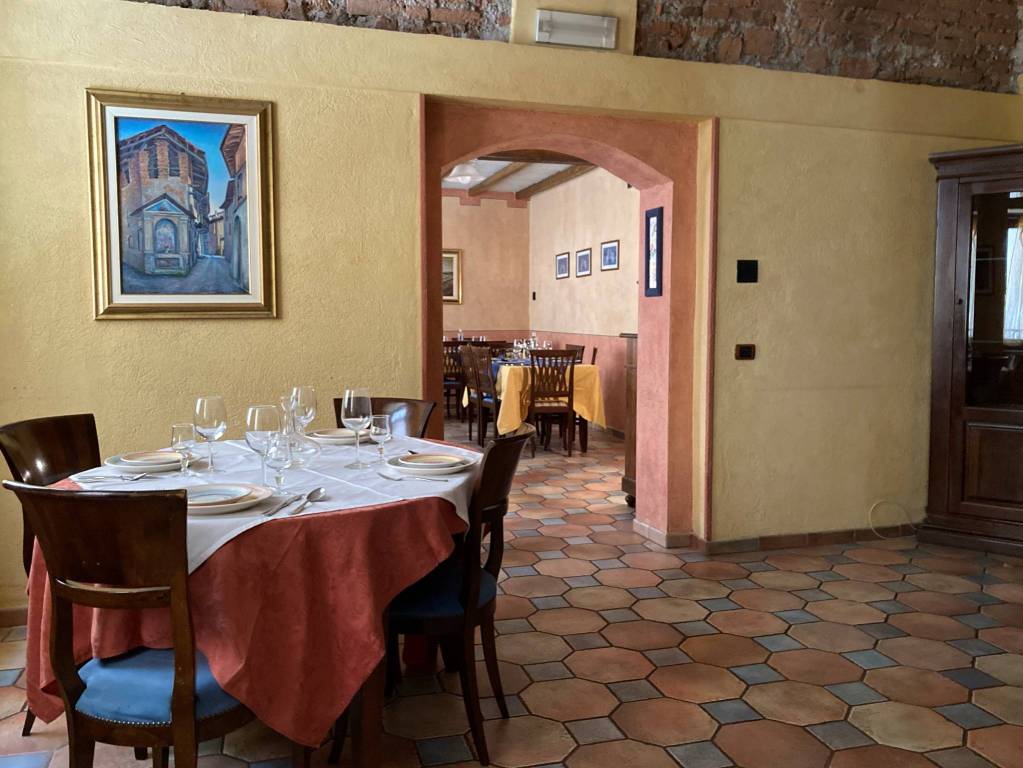 negozio in vendita a Sostegno