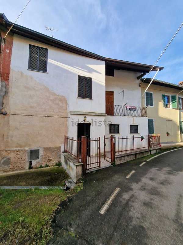 pentavano in vendita a Sostegno