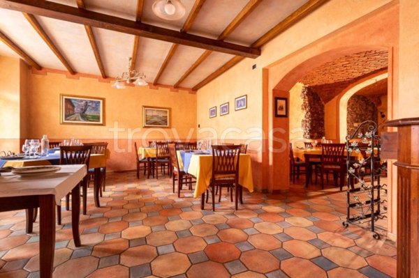 casa indipendente in vendita a Sostegno