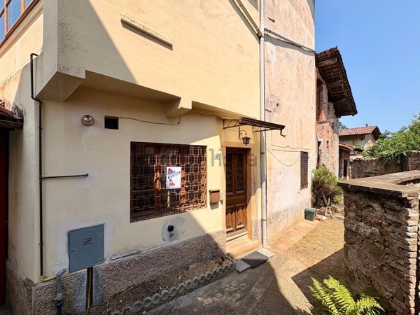casa semindipendente in vendita a Sostegno