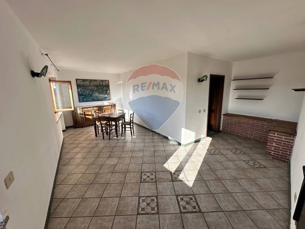appartamento in vendita a Strona