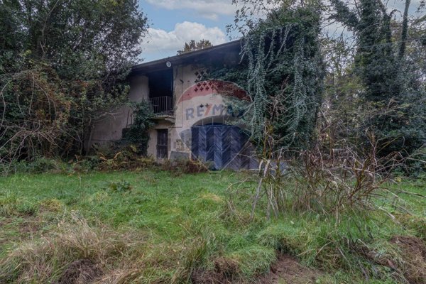 casale in vendita a Strona