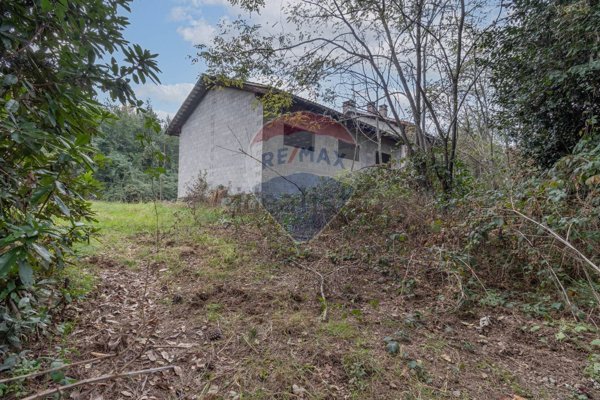 casale in vendita a Strona