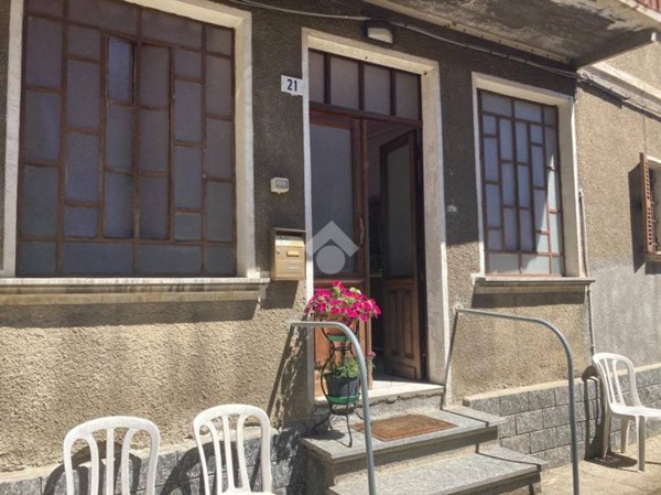 casa indipendente in vendita a Strona