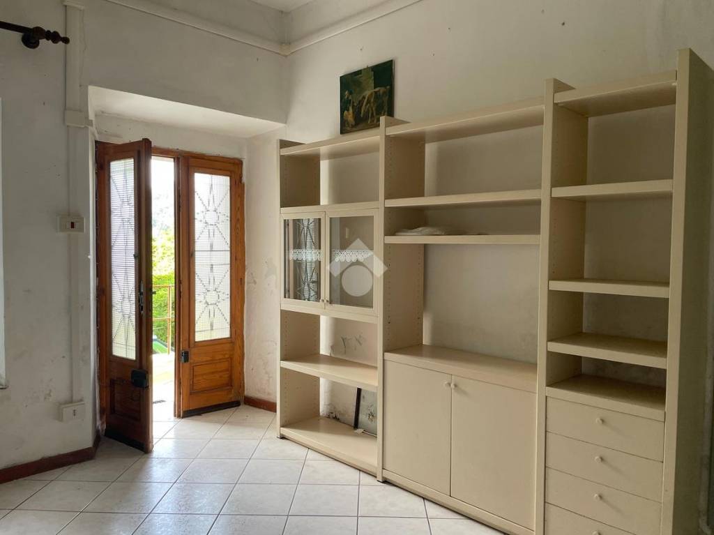 casa indipendente in vendita a Strona