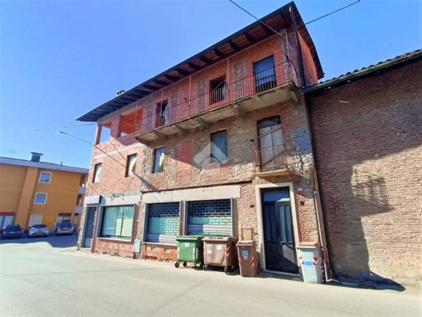casa indipendente in vendita a Strona