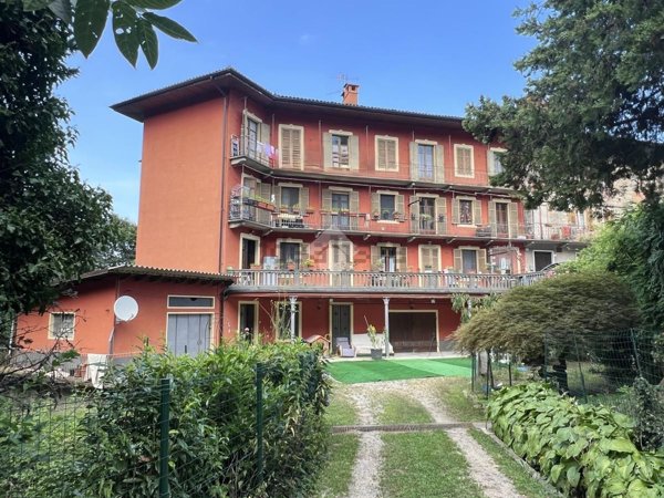 casa indipendente in vendita a Strona