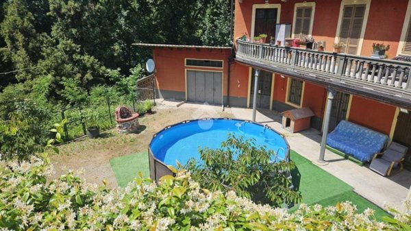 casa indipendente in vendita a Strona