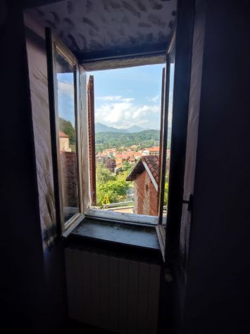 casa indipendente in vendita a Strona