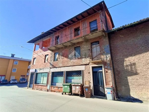 casa indipendente in vendita a Strona