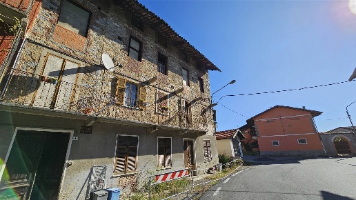 casa semindipendente in vendita a Strona