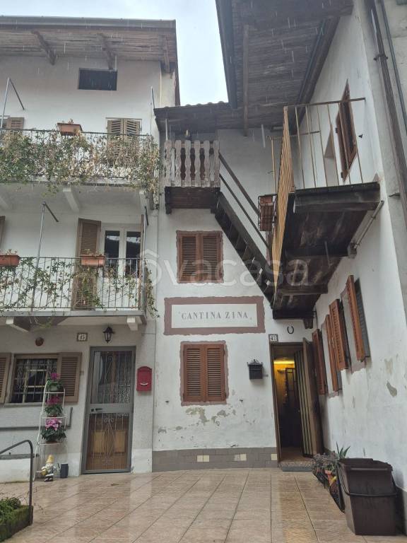 casa indipendente in vendita a Strona