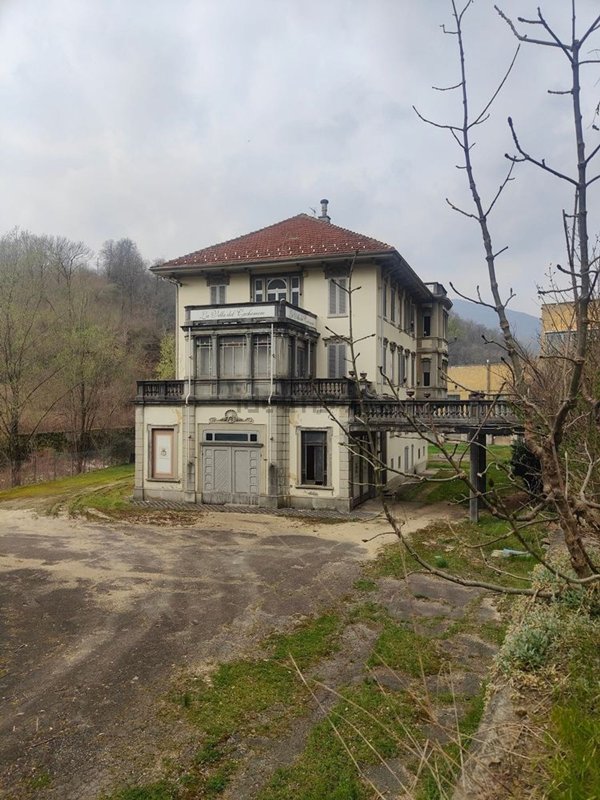 casa indipendente in vendita a Strona