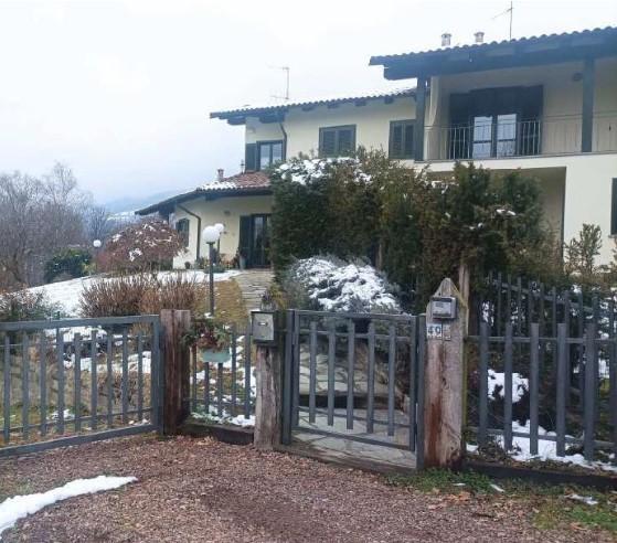 casa indipendente in vendita a Tavigliano