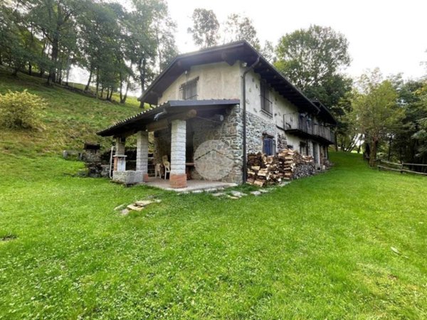 casa indipendente in vendita a Tavigliano in zona Pratetto