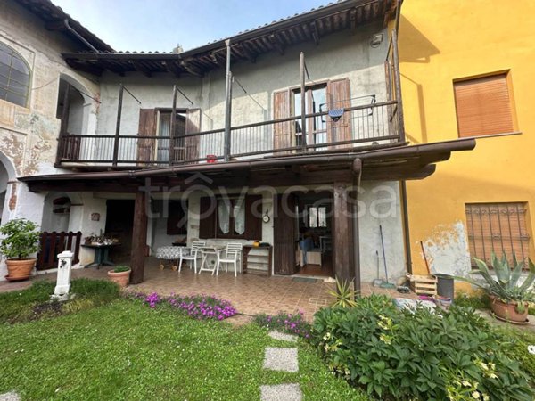 casa indipendente in vendita a Ternengo