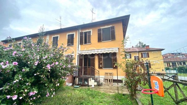 casa indipendente in vendita a Tollegno
