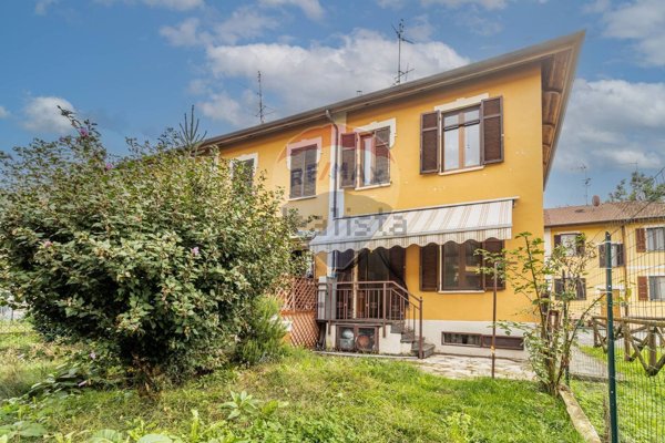 casa indipendente in vendita a Tollegno