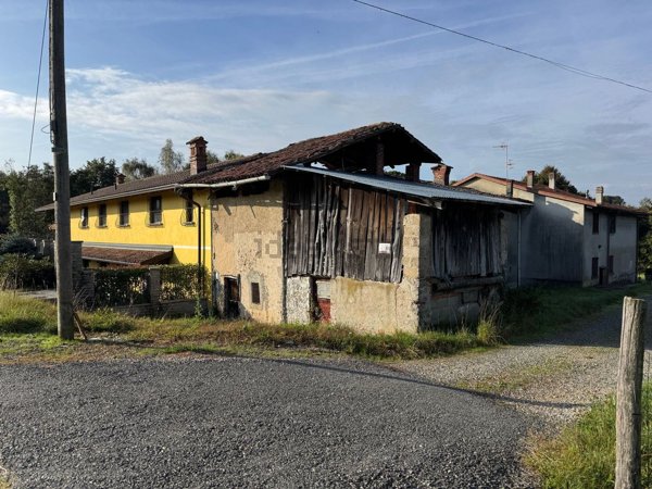 casa indipendente in vendita a Tollegno