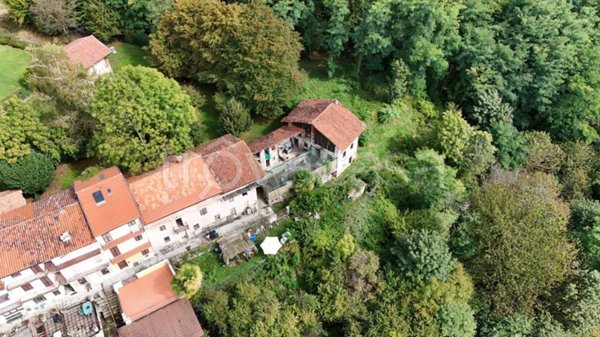 casa indipendente in vendita a Tollegno