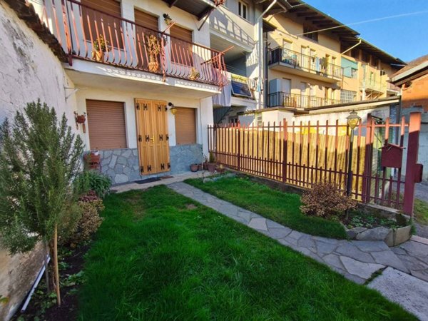 casa indipendente in vendita a Tollegno