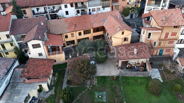 casa indipendente in vendita a Tollegno