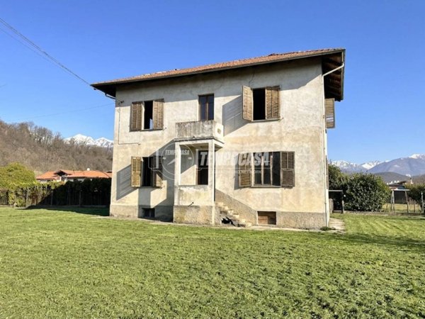 casa indipendente in vendita a Tollegno