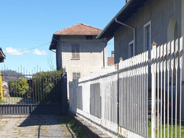 casa indipendente in vendita a Tollegno
