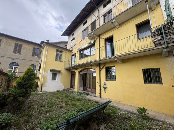 casa semindipendente in vendita a Tollegno
