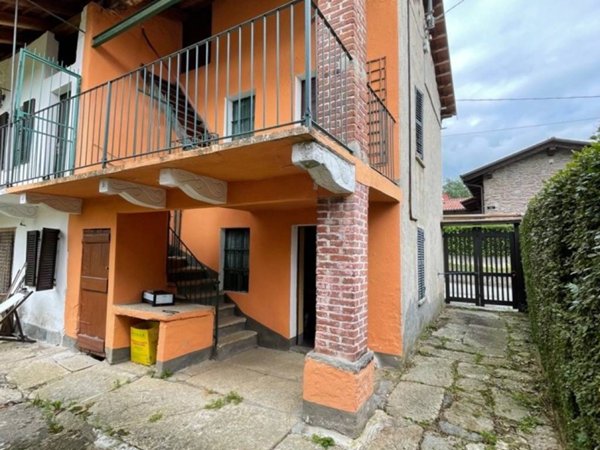 casa indipendente in vendita a Tollegno