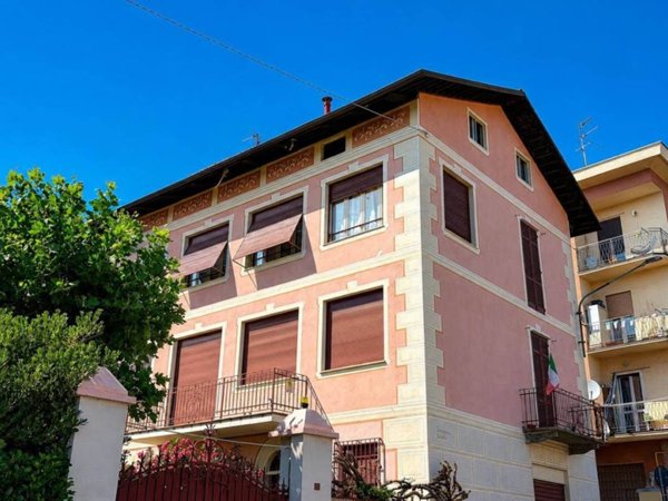casa indipendente in vendita a Tollegno