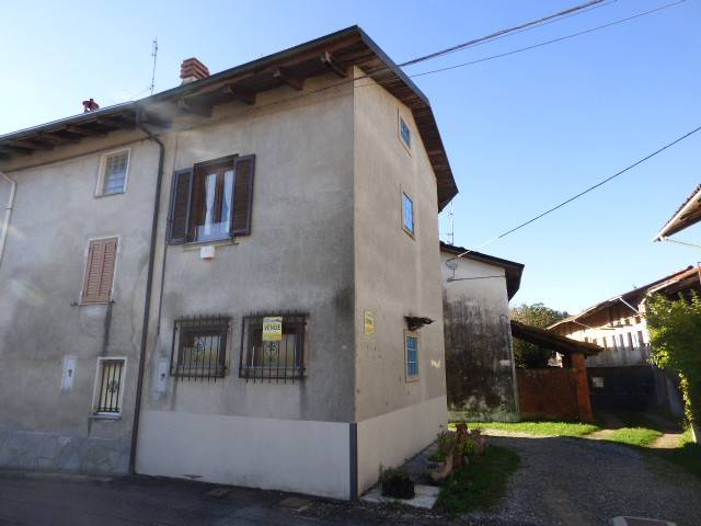 casa indipendente in vendita a Torrazzo