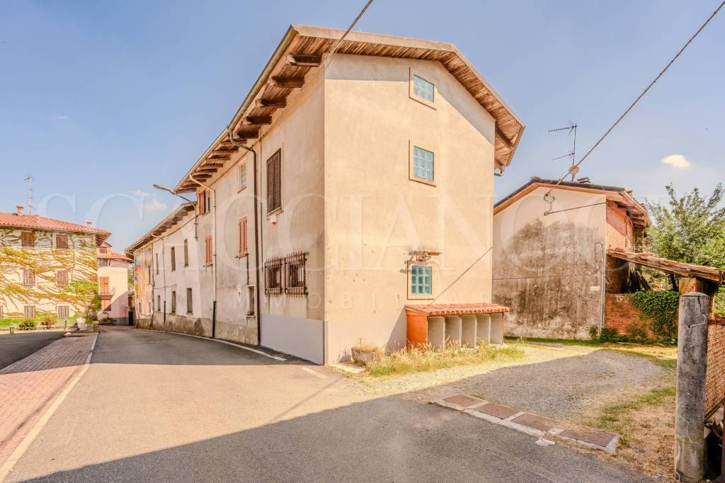 casa indipendente in vendita a Torrazzo