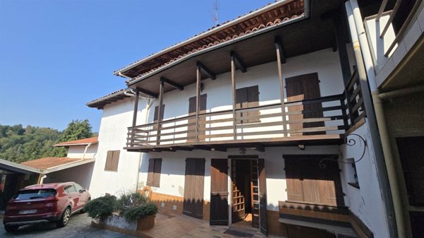 casa indipendente in vendita a Torrazzo