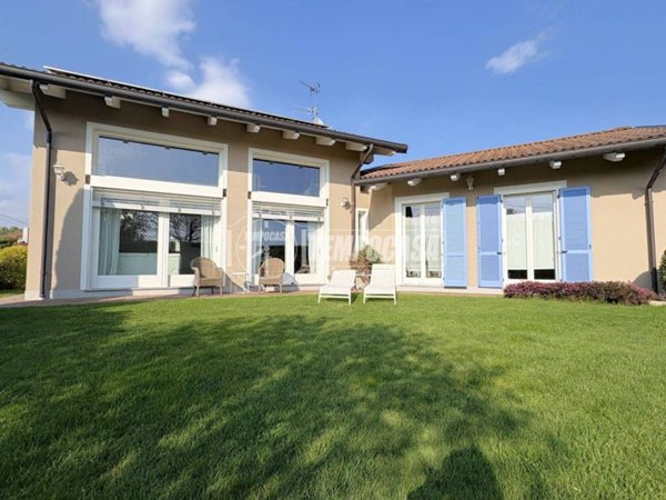 casa indipendente in vendita a Valdengo