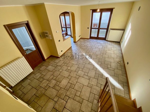 casa indipendente in vendita a Valdengo