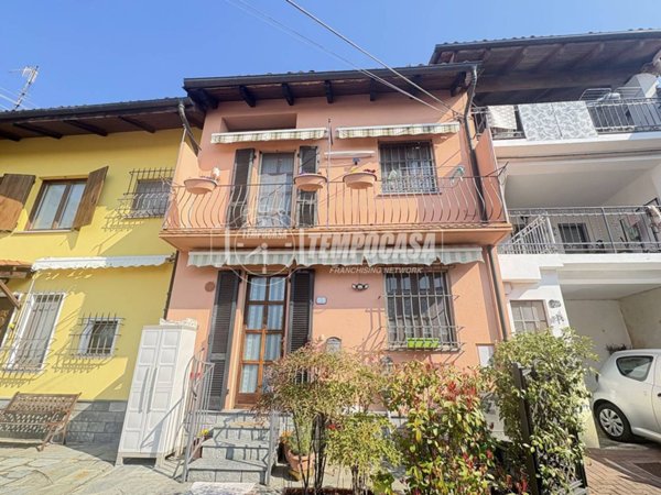 casa indipendente in vendita a Valdengo