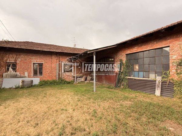 casa indipendente in vendita a Valdengo