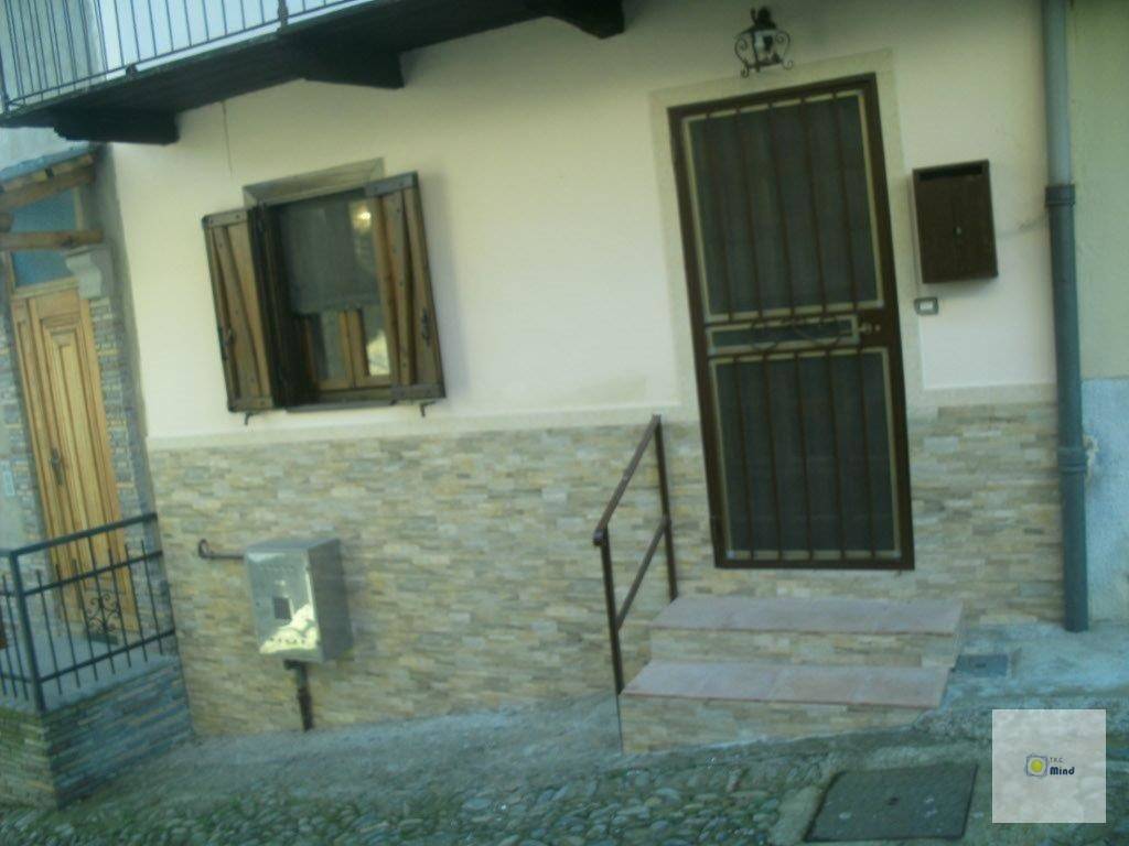 intera palazzina in vendita a Valle San Nicolao