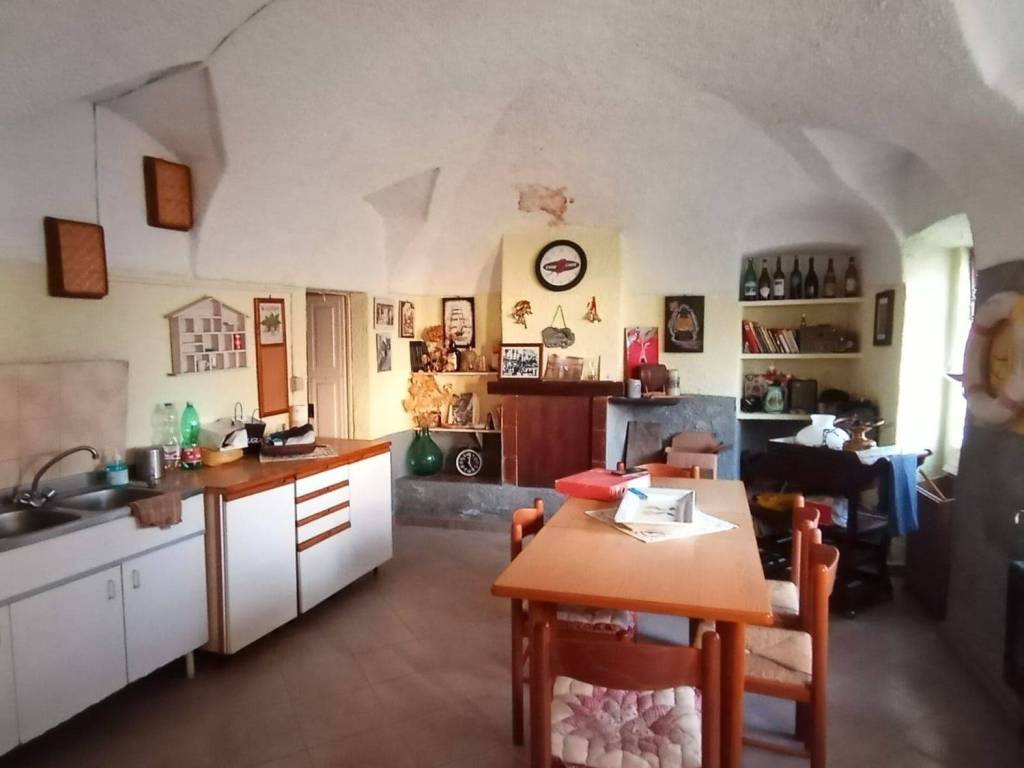 casa indipendente in vendita a Valle San Nicolao