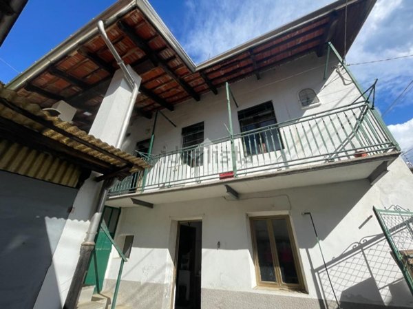 casa indipendente in vendita a Valle San Nicolao