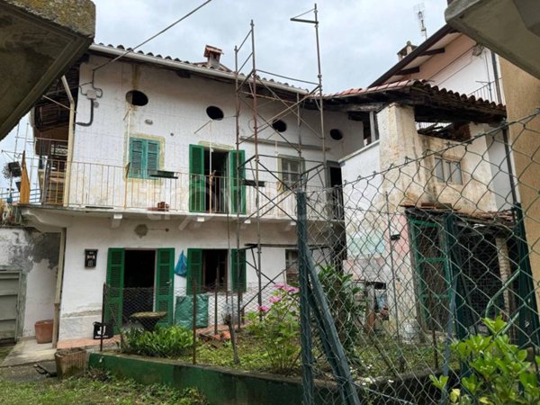 casa indipendente in vendita a Valle San Nicolao