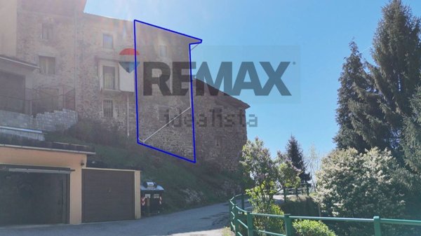 casa semindipendente in vendita a Valle San Nicolao