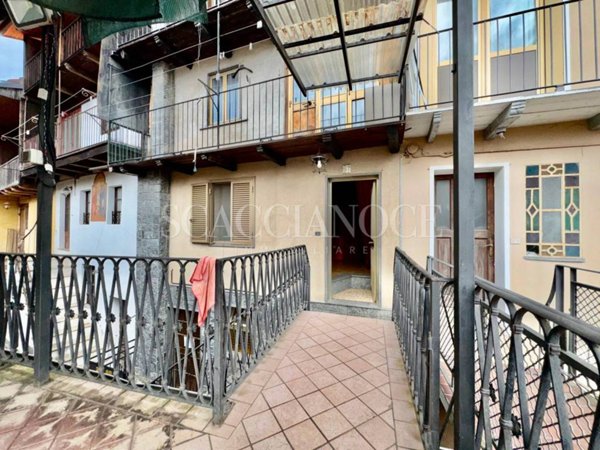 casa indipendente in vendita a Veglio in zona Mello