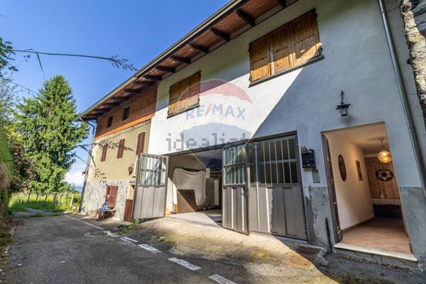 casa indipendente in vendita a Veglio