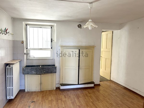 casa semindipendente in vendita a Veglio in zona Valle
