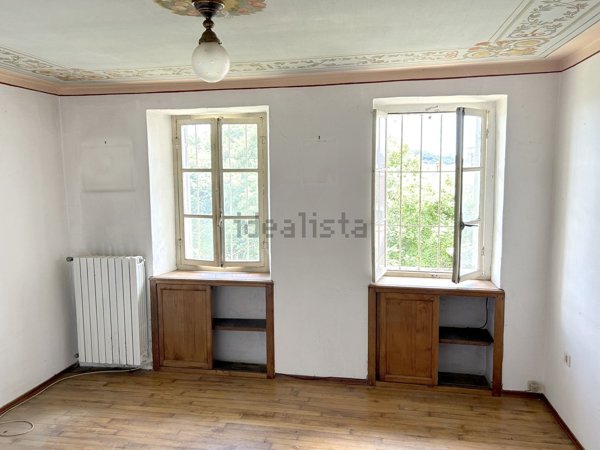 casa semindipendente in vendita a Veglio in zona Valle