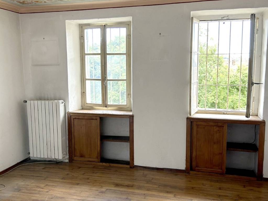 casa indipendente in vendita a Veglio in zona Valle